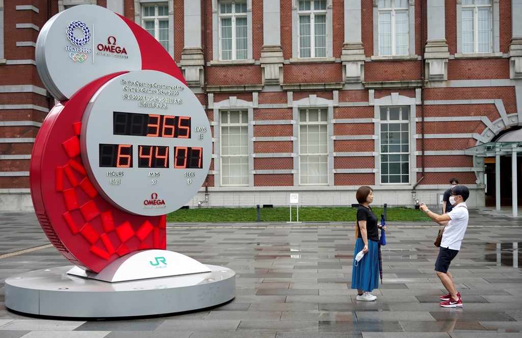 El reloj sigue intacto en Japón con la cuenta regresiva. Foto: EFE.
