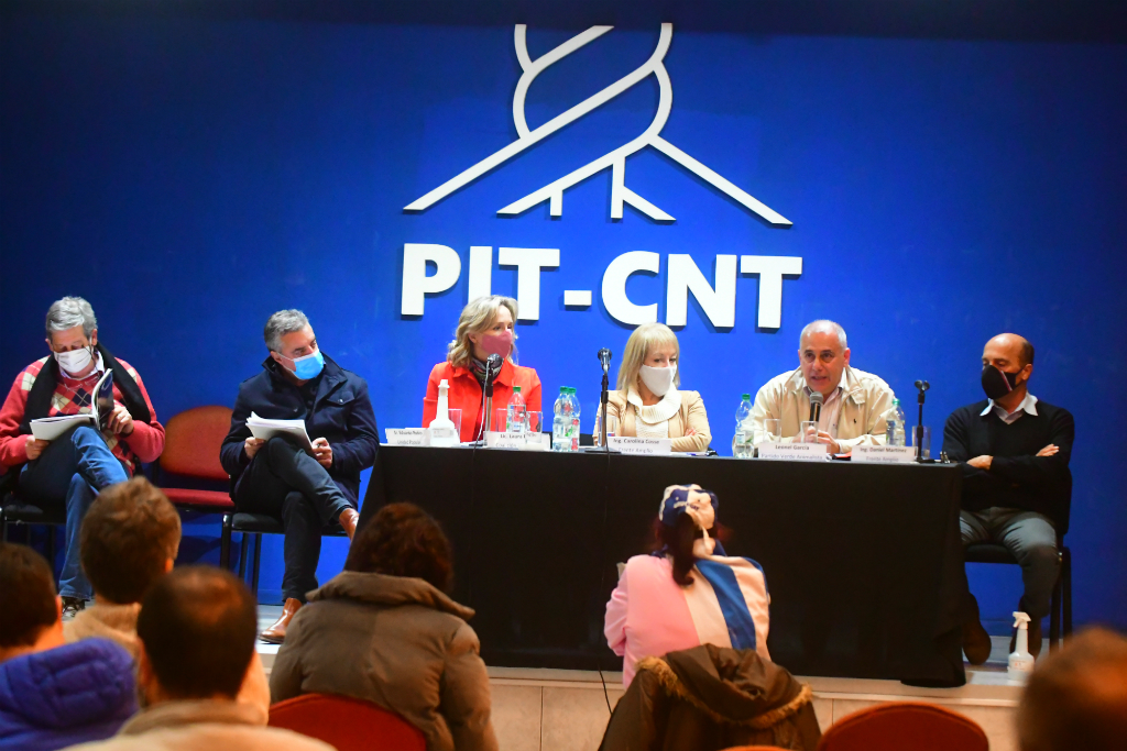 Candidatos a intendente de Montevideo en el Pit-Cnt. Foto: Francisco Flores