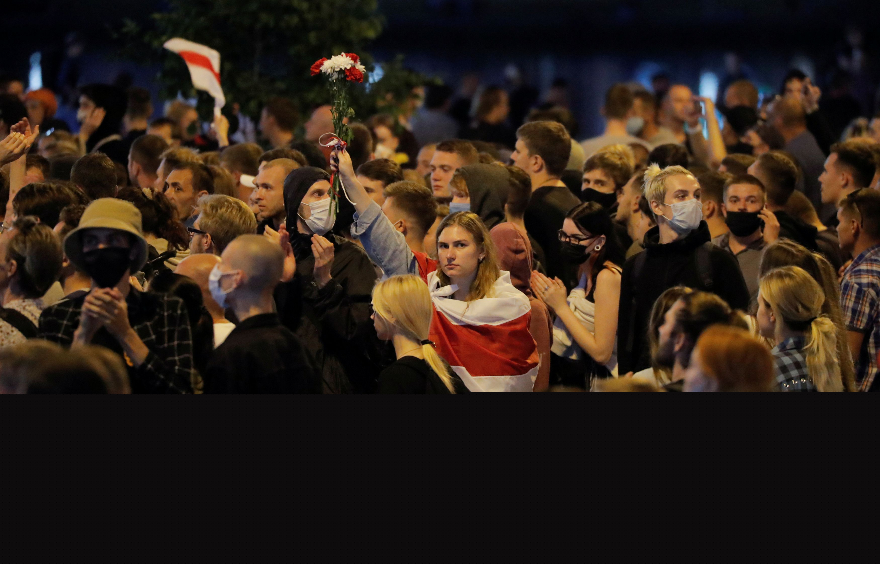 Partidarios de la oposición bielorrusa asisten a una manifestación tras las elecciones presidenciales en Minsk, Bielorrusia. Foto: Reuters.