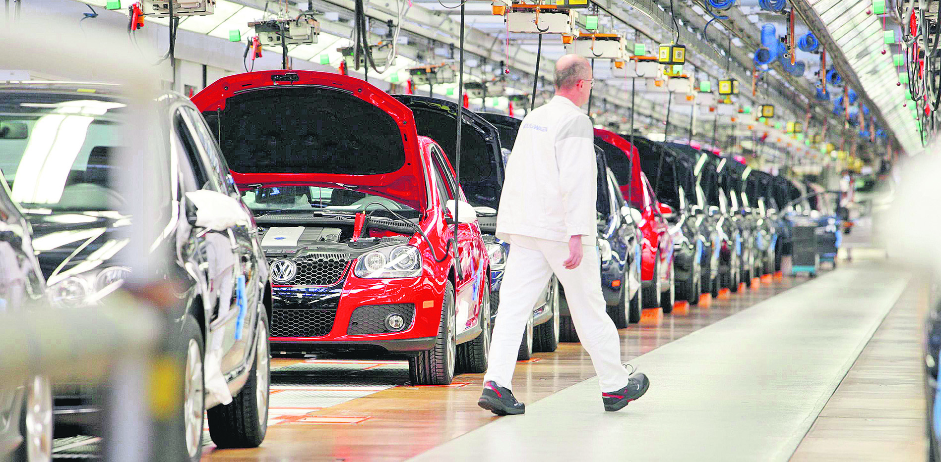 Automóvil. Es uno de los sectores más golpeados por la crisis del coronavirus. (Foto: Archivo El País)