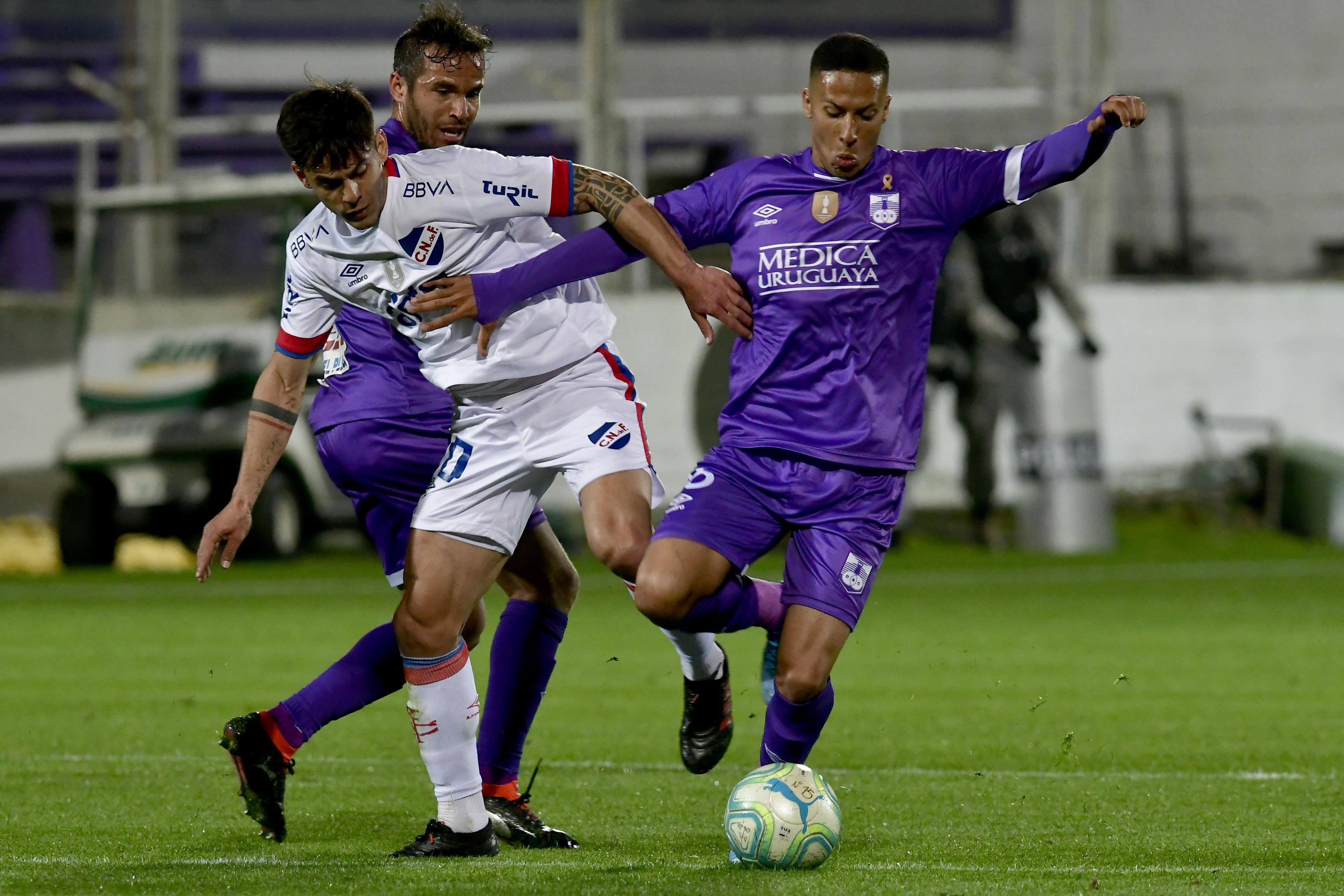 Defensor Sporting vs. Nacional