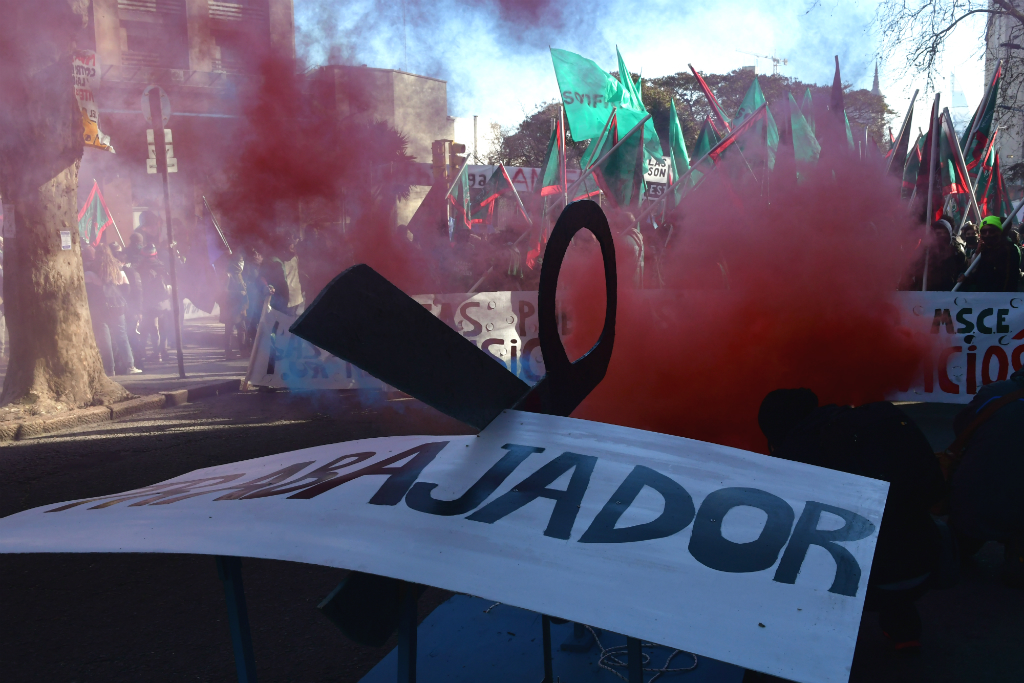 Uruguay es uno de los países de la región con más funcionarios públicos; solo está por debajo de Argentina y Venezuela. Foto: Francisco Flores