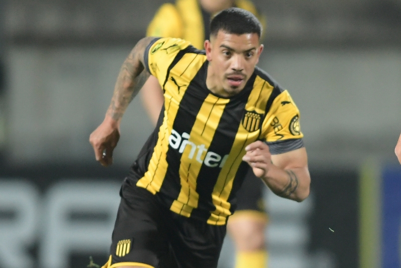 David Terans, otro que también se sumó a la moda. Foto: Nicolás Pereyra.