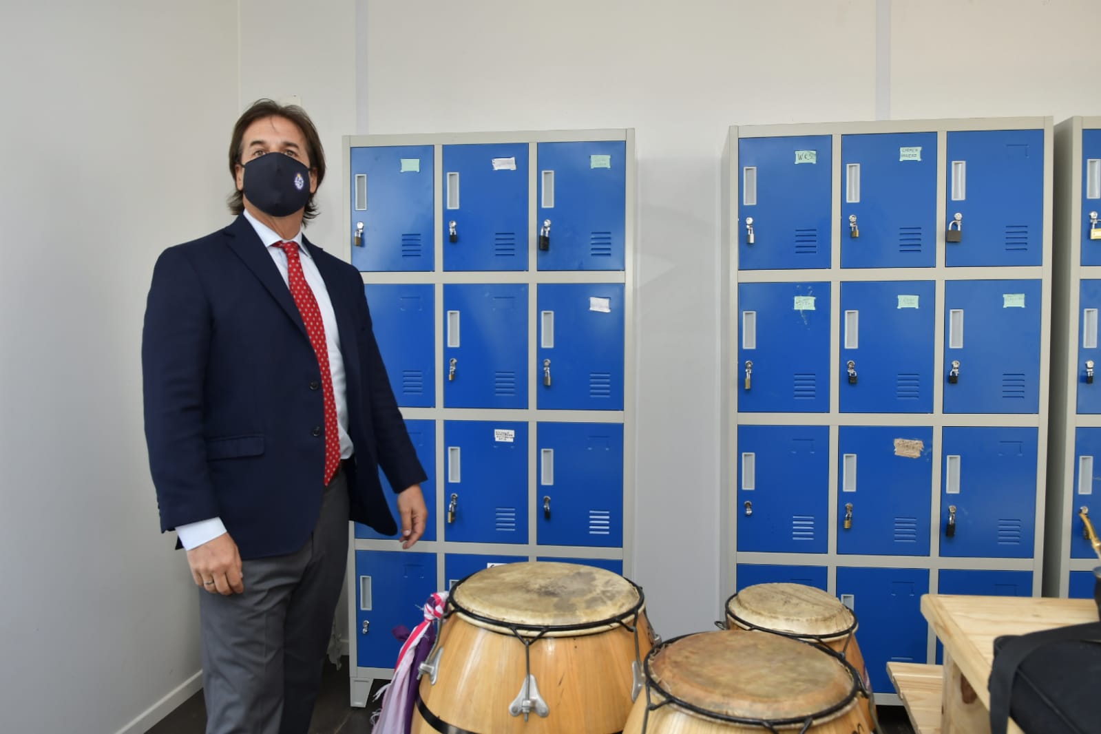 Luis Lacalle Pou en ingauguración de viviendas autogrstionadas. Foto: Leonardo Mainé.