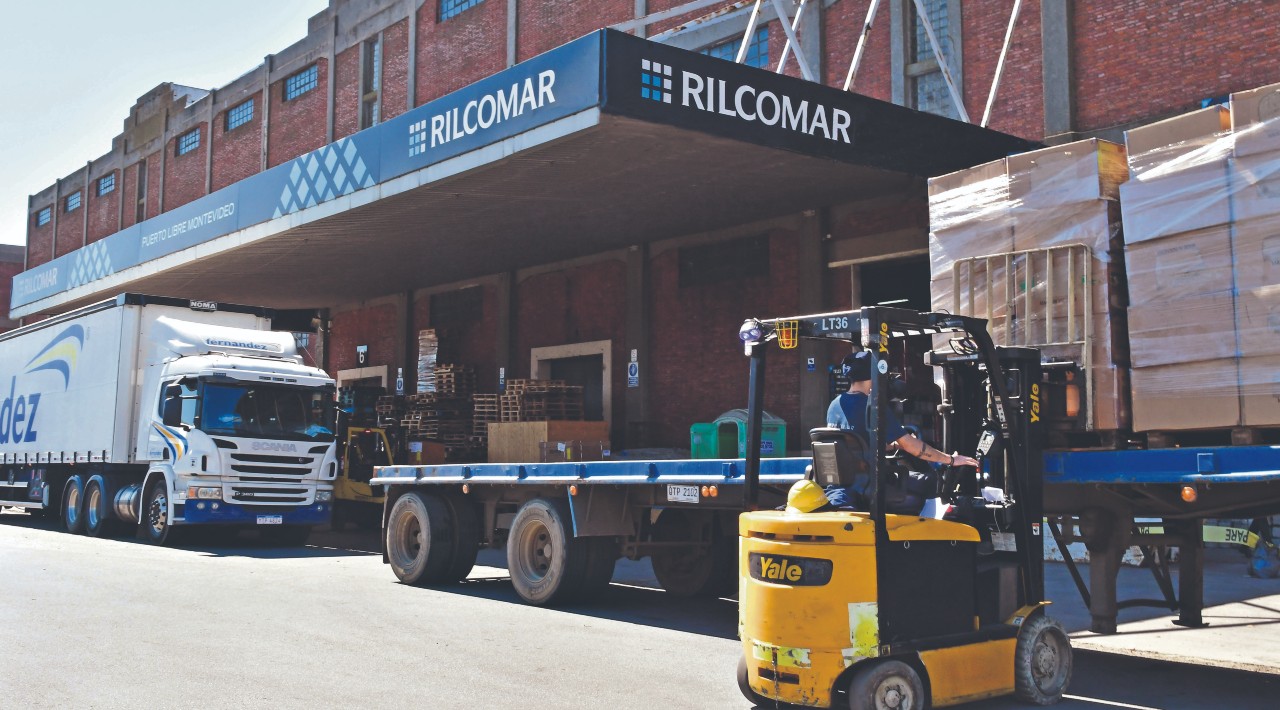Rilcomar. La empresa se especializa en la operación en depósitos y gestión de mercaderías (Foto: Estefanía Cal)
