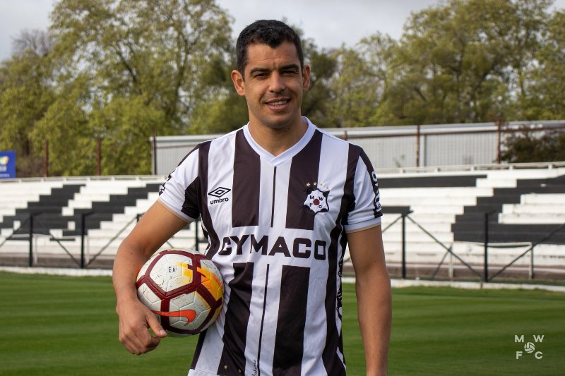 Gerardo Alcoba, nueva incorporación de Wanderers. Foto: @mwfc_oficial.