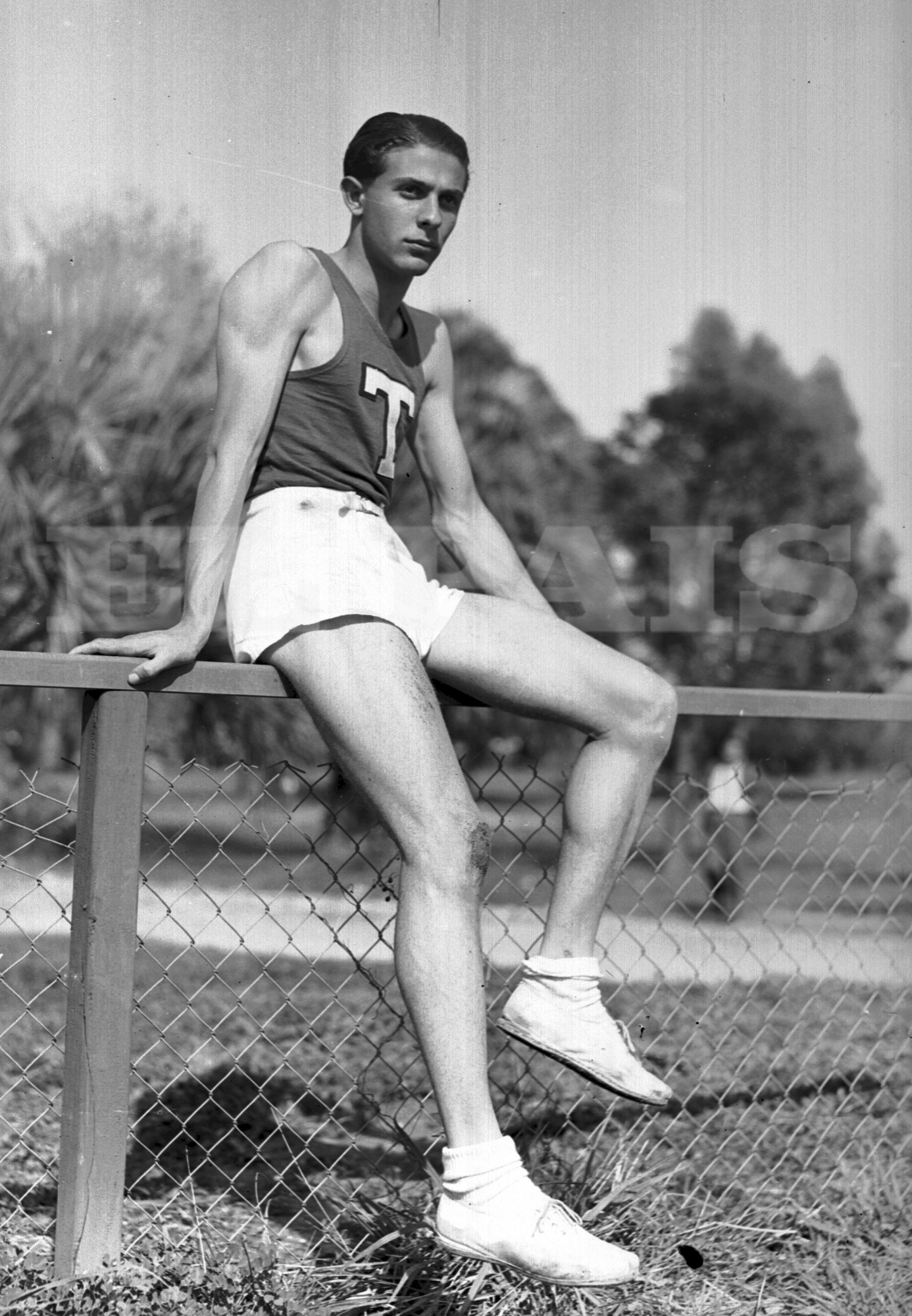 Juan Jacinto López Testa, notable velocista uruguayo: llegó a igualar el récord mundial de los 100 metros, aunque no fue homologado por exceso de viento. Foto: Archivo El País.