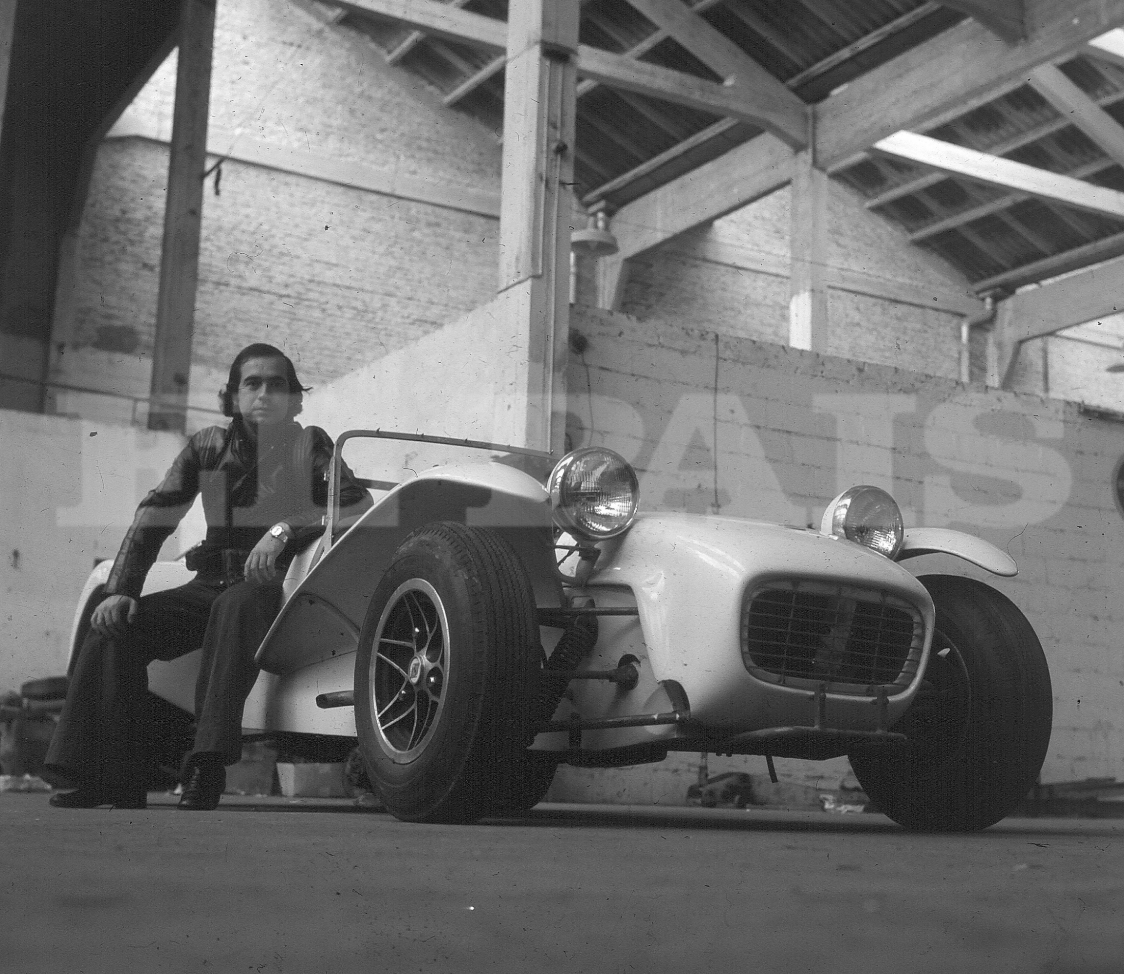 Pedro Passadore corrió autos en Europa y Argentina, siempre con éxito.  Foto: Archivo El País.