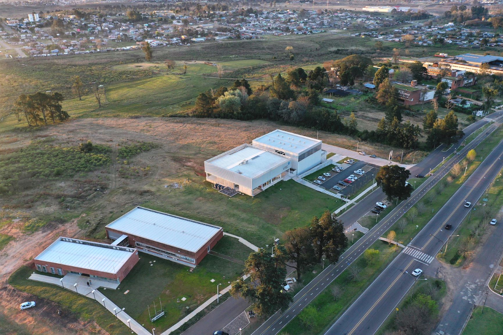 UTEC y UDELAR Rivera