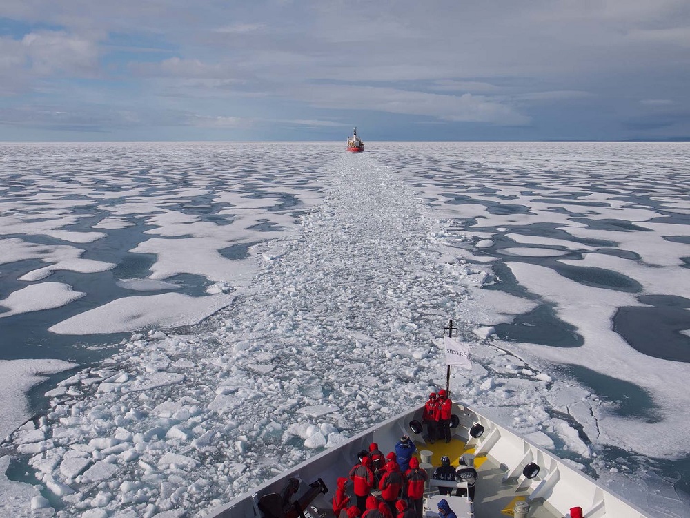La travesía se inició en Groenlandia y atravesó la vastedad helada del continente.