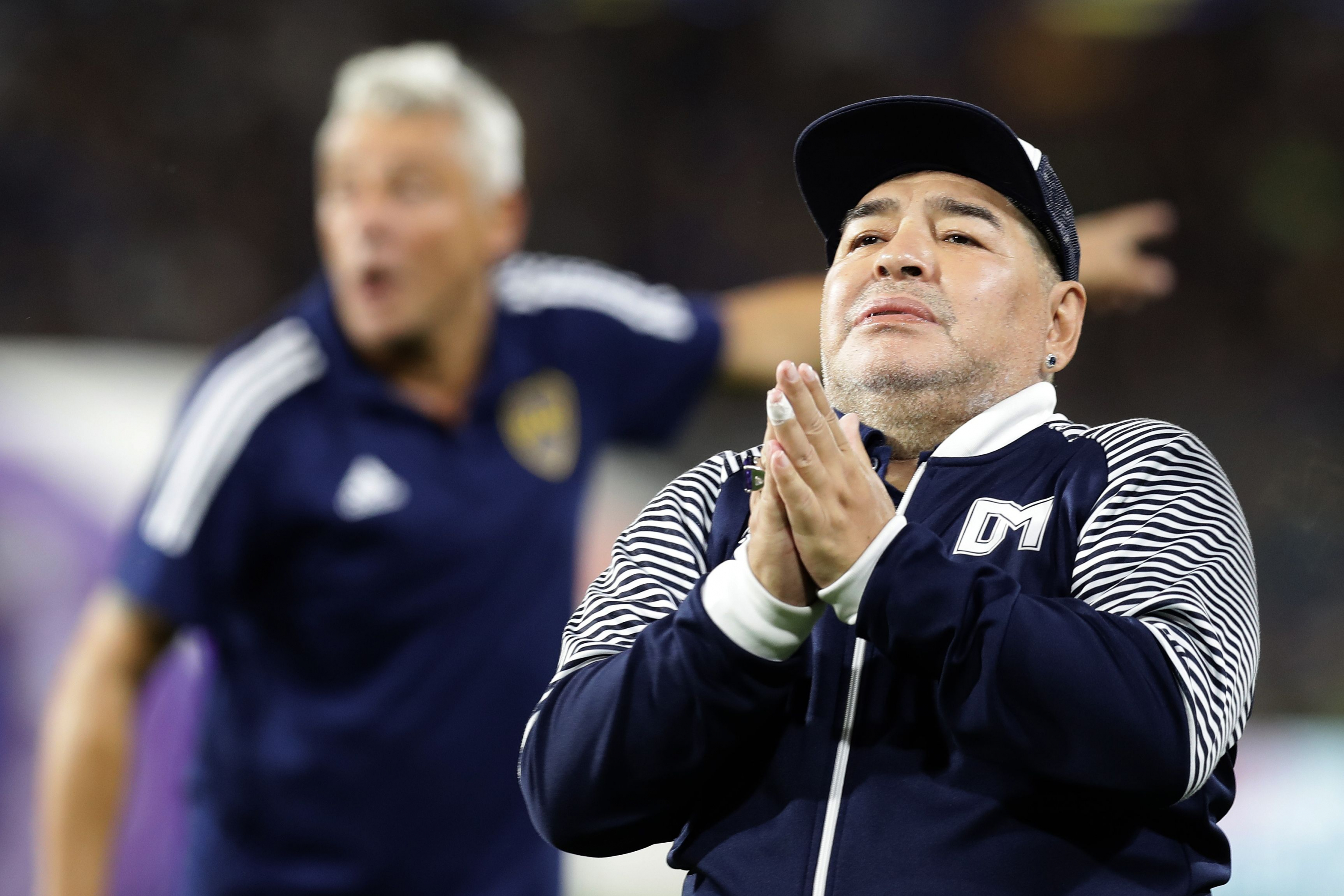 Maradona deberá ser intervenido quirúrgicamente por un hematoma subdural. Foto: AFP