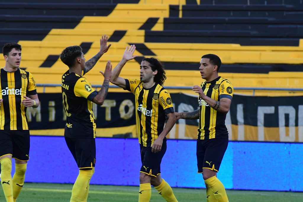 Facundo Torres y Matías Britos. Foto: Francisco Flores.