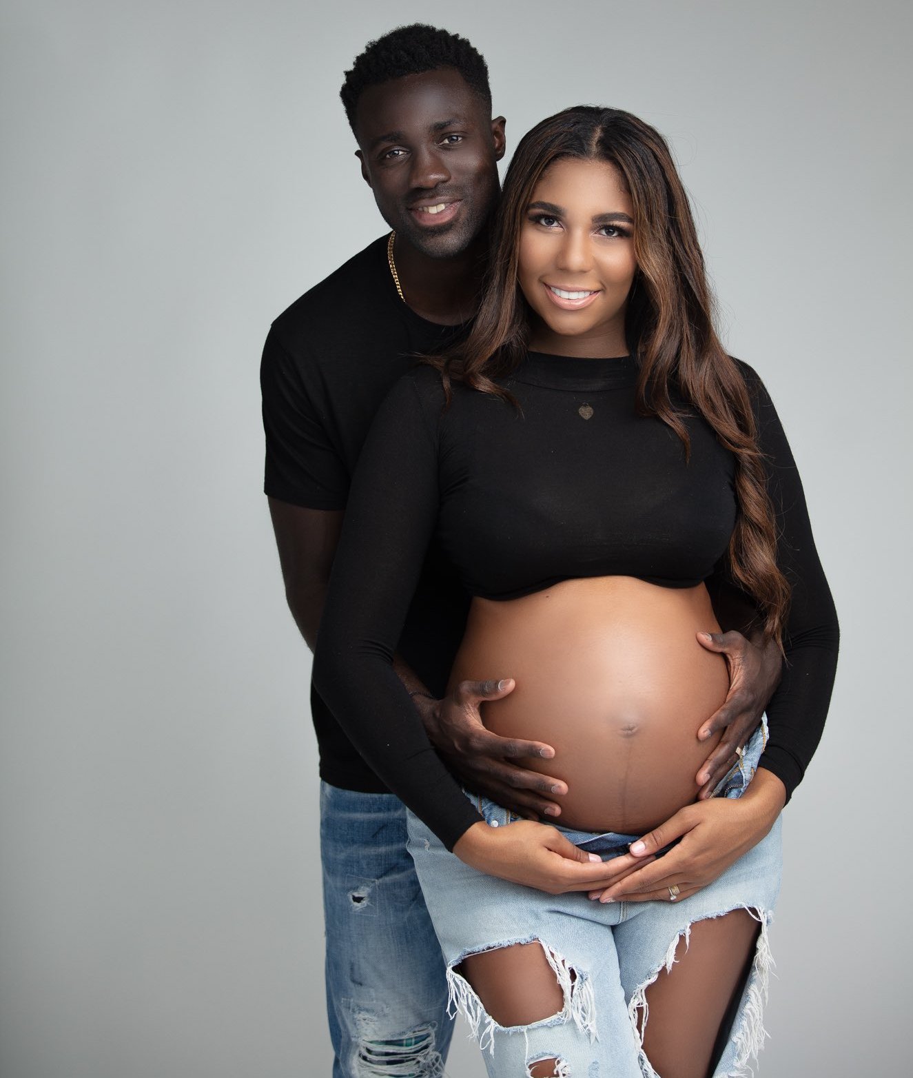 Davinson Sánchez y su esposa antes del nacimiento de su hijo