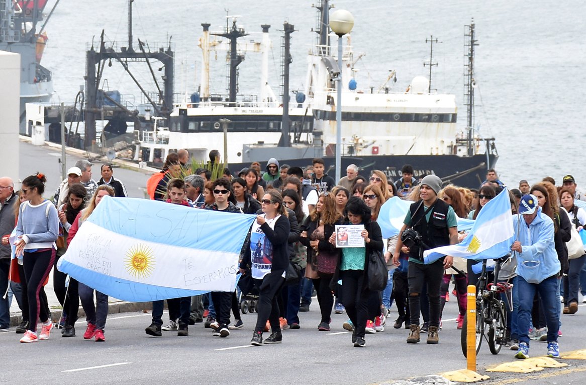 Homenaje a los 44 tripulantes fallecidos en el submarino ARA San Juan. Foto: archivo El País.