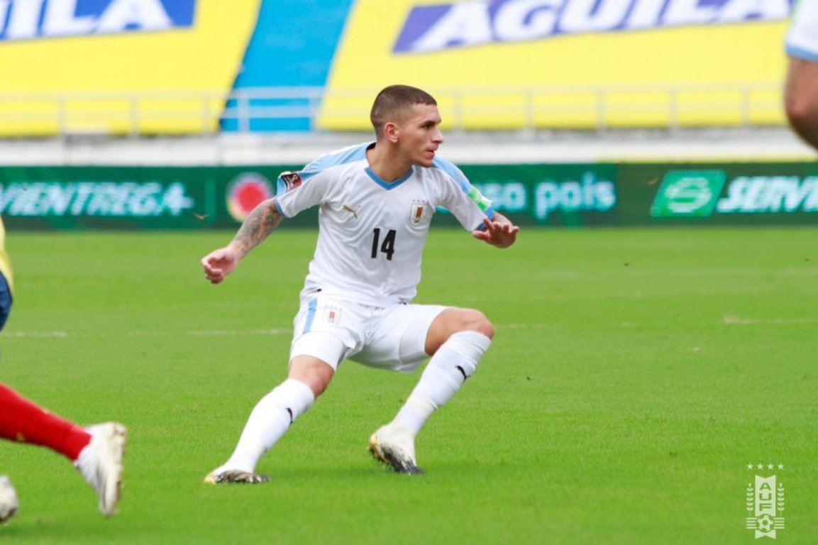 Lucas Torreira en el partido ante Colombia en Barranquilla