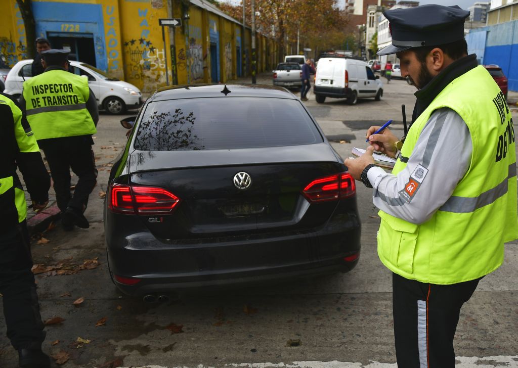 Operativo de tránsito en Montevideo. Foto: Fernando Ponzetto