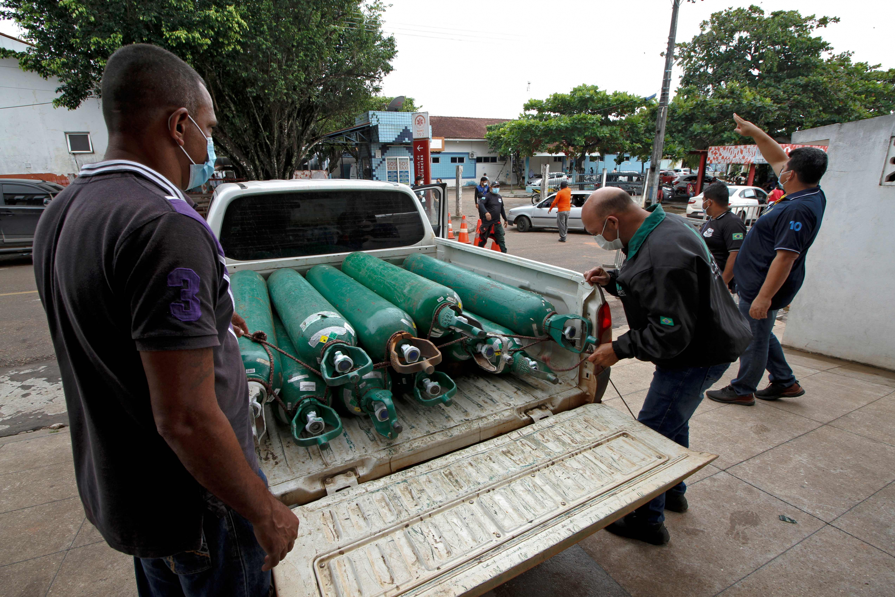 Oxígeno en Amazonas. Foto: AFP