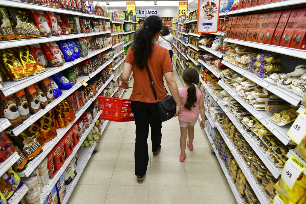Góndola de supermercado en Uruguay. Foto: Fernando Ponzetto