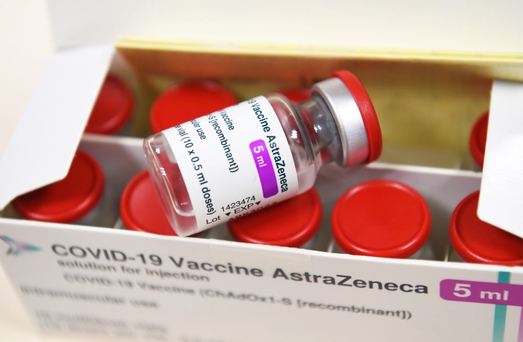 Dosis de la vacuna de AstraZeneca contra el COVID-19. Foto: AFP
