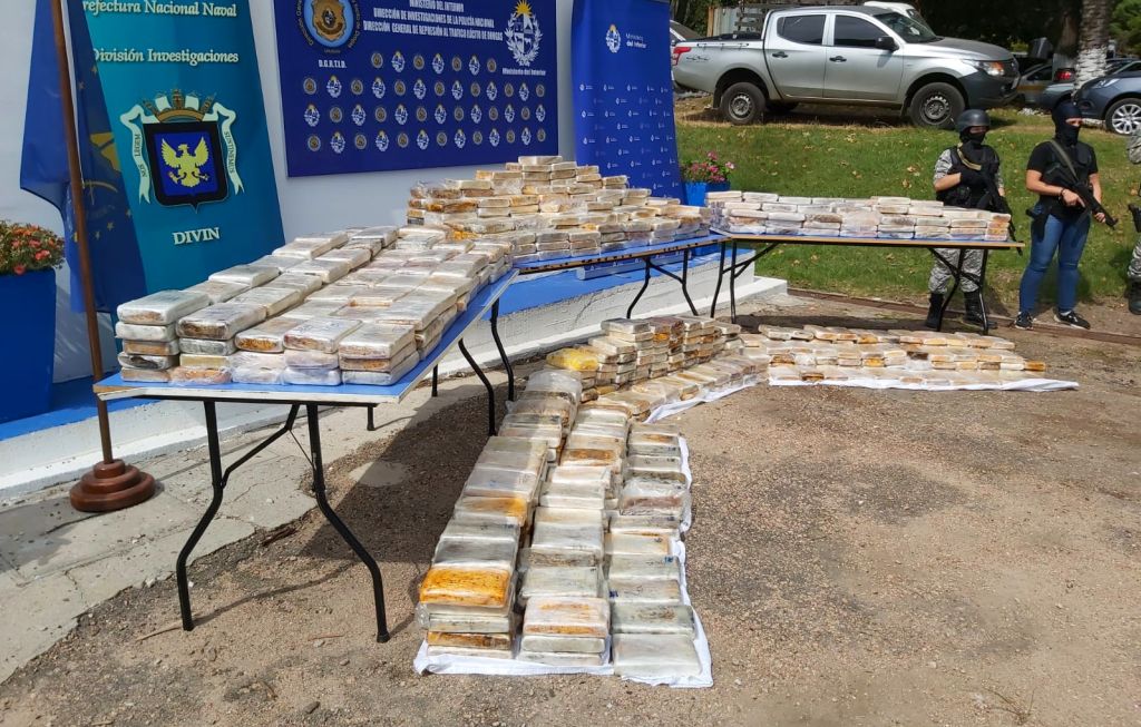 El total de la cocaína incautada pesó 953 kilos. Foto: Ministerio del Interior