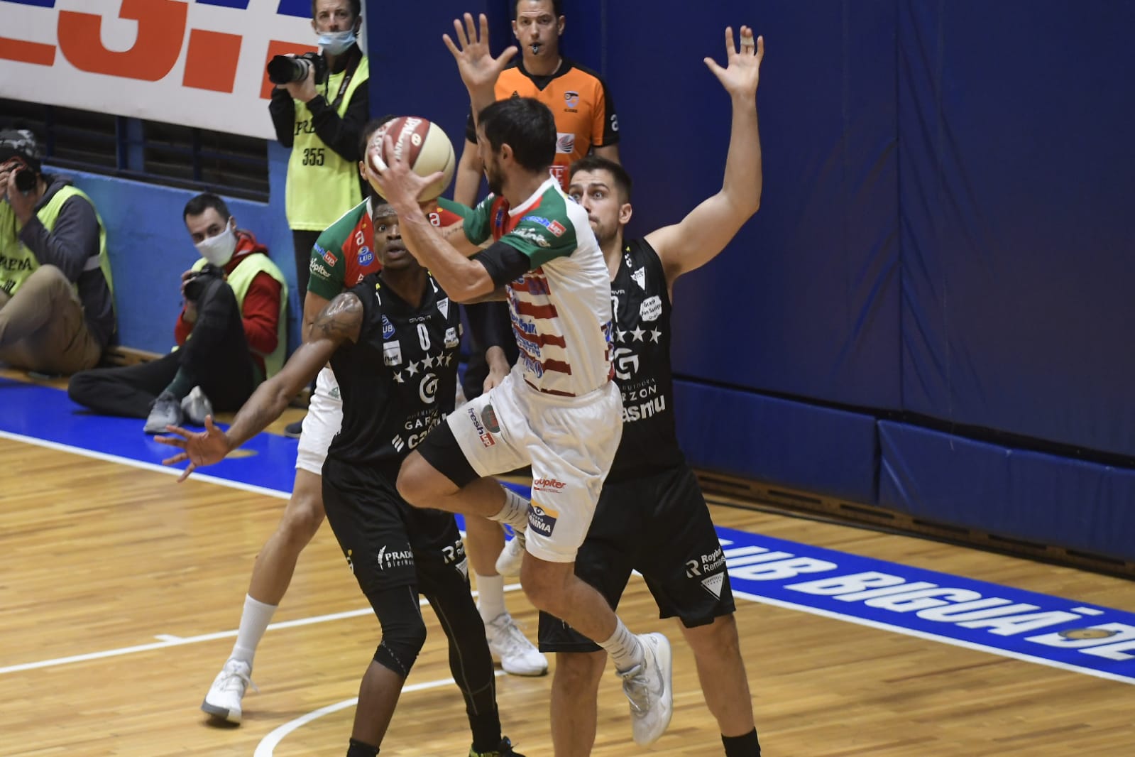 Aguada vs. Capitol. Foto: Marcelo Bonjour.