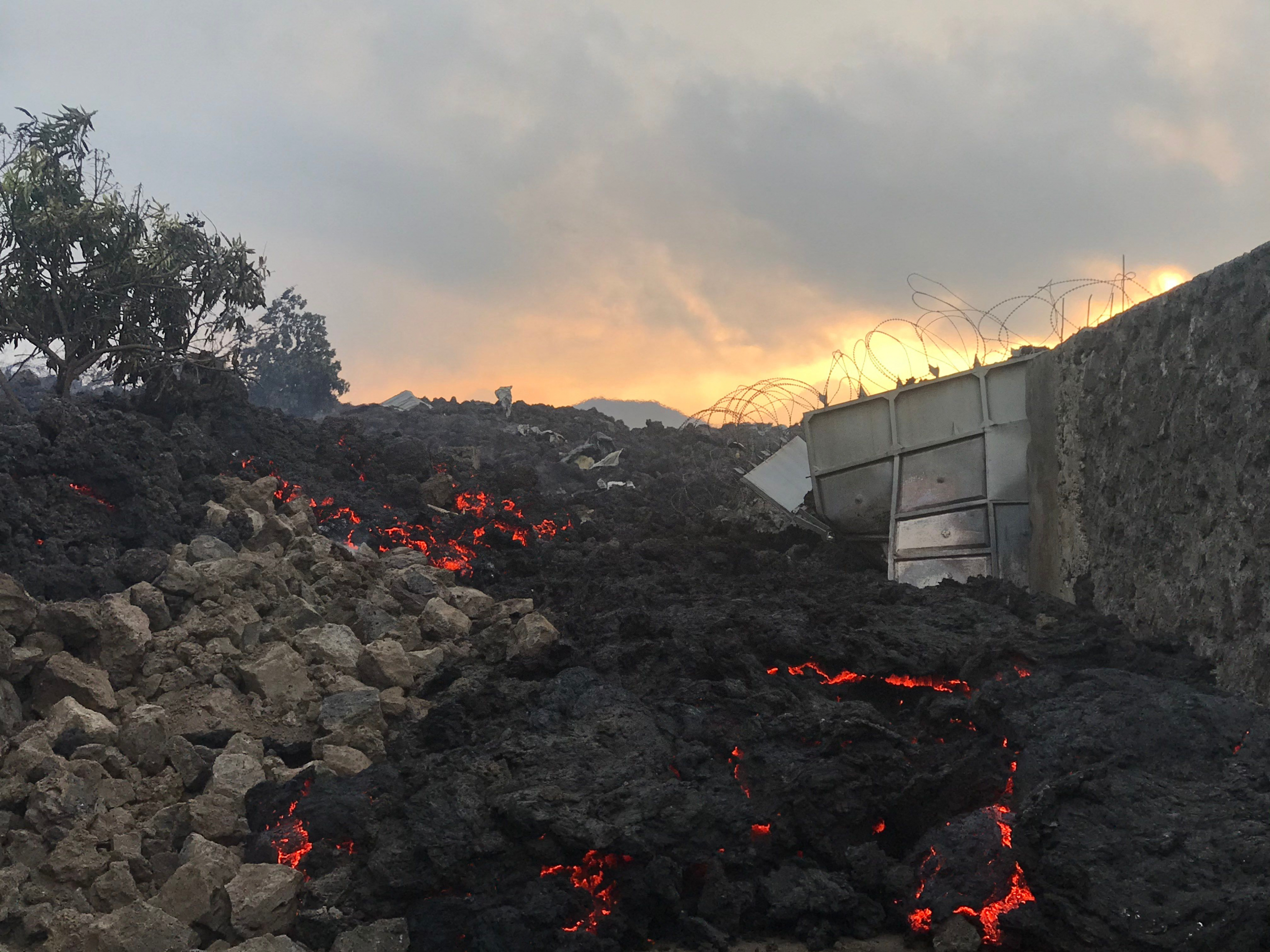 La lava entrando a la ciudad de Goma. Foto: AFP