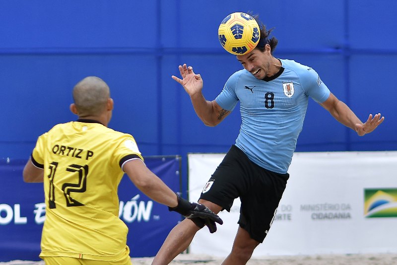 Gonzalo Cazet en el Uruguay-Bolivia por las Eliminatorias de fútbol playa. Foto: Conmebol.