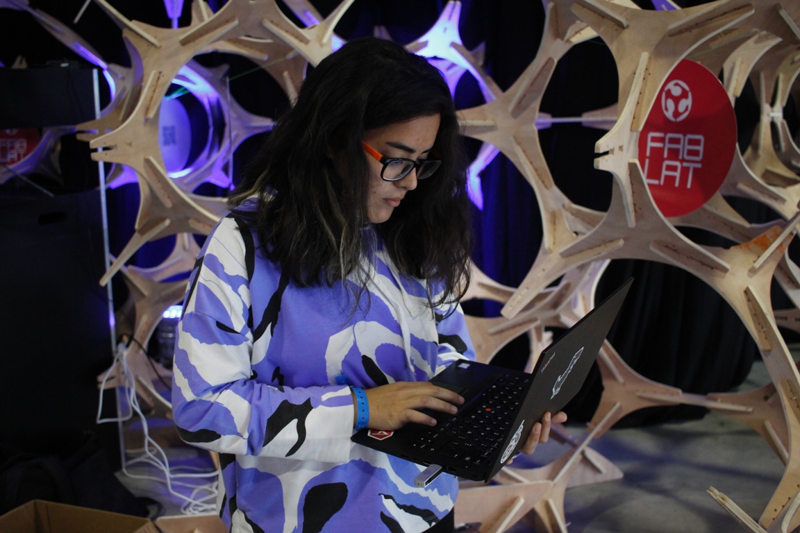 La especialización busca que se haga uso de metodologías de innovación abierta asistidas por tecnologías de fabricación digital. Foto: Difusión.