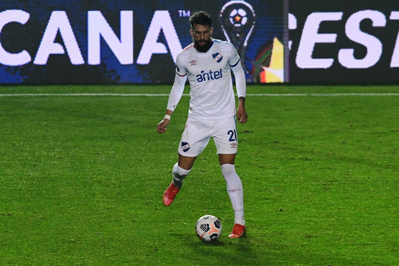 Guzmán Corujo en el duelo entre Nacional y Peñarol por Copa Sudamericana. Foto: Estefanía Leal.