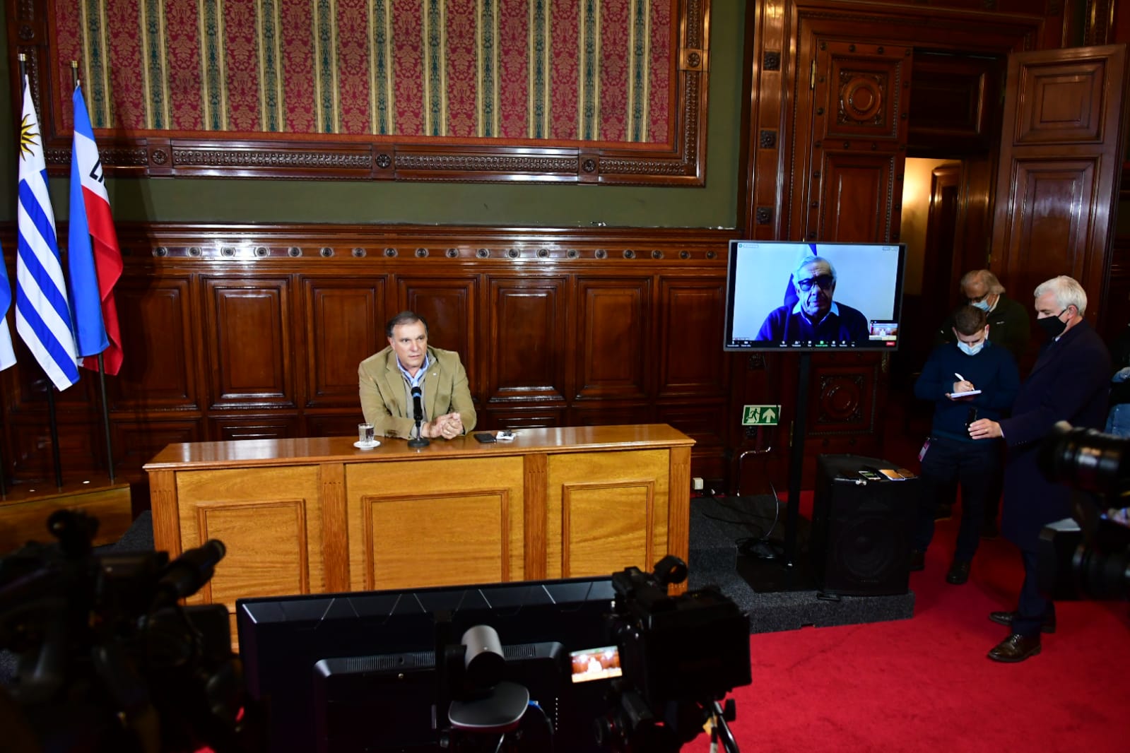 Conferencia de los intendentes Alejo Umpiérrez y Omar Lafluf. Foto: Francisco Flores