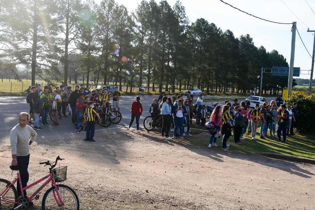 Hinchas de Peñarol en Melo