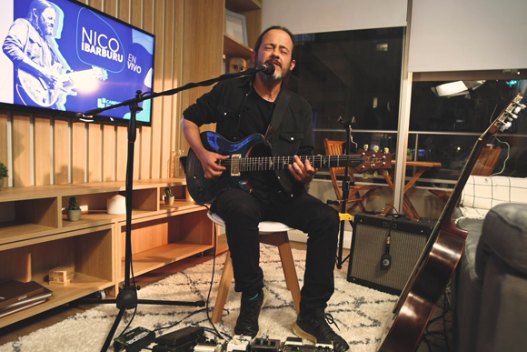 Concierto en lanzamiento de Showroom. Foto: Campiglia Pilay