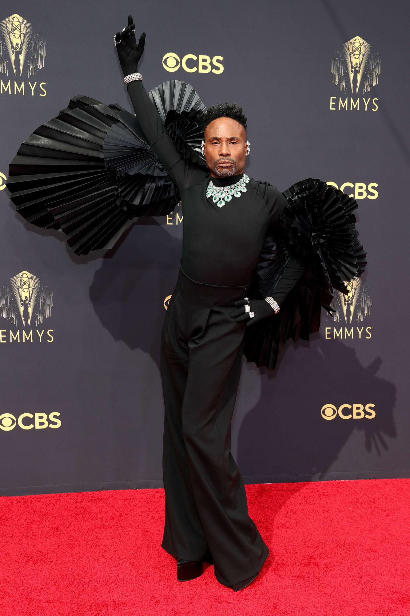 Billy Porter en los premios Emmy 2021. Foto: AFP