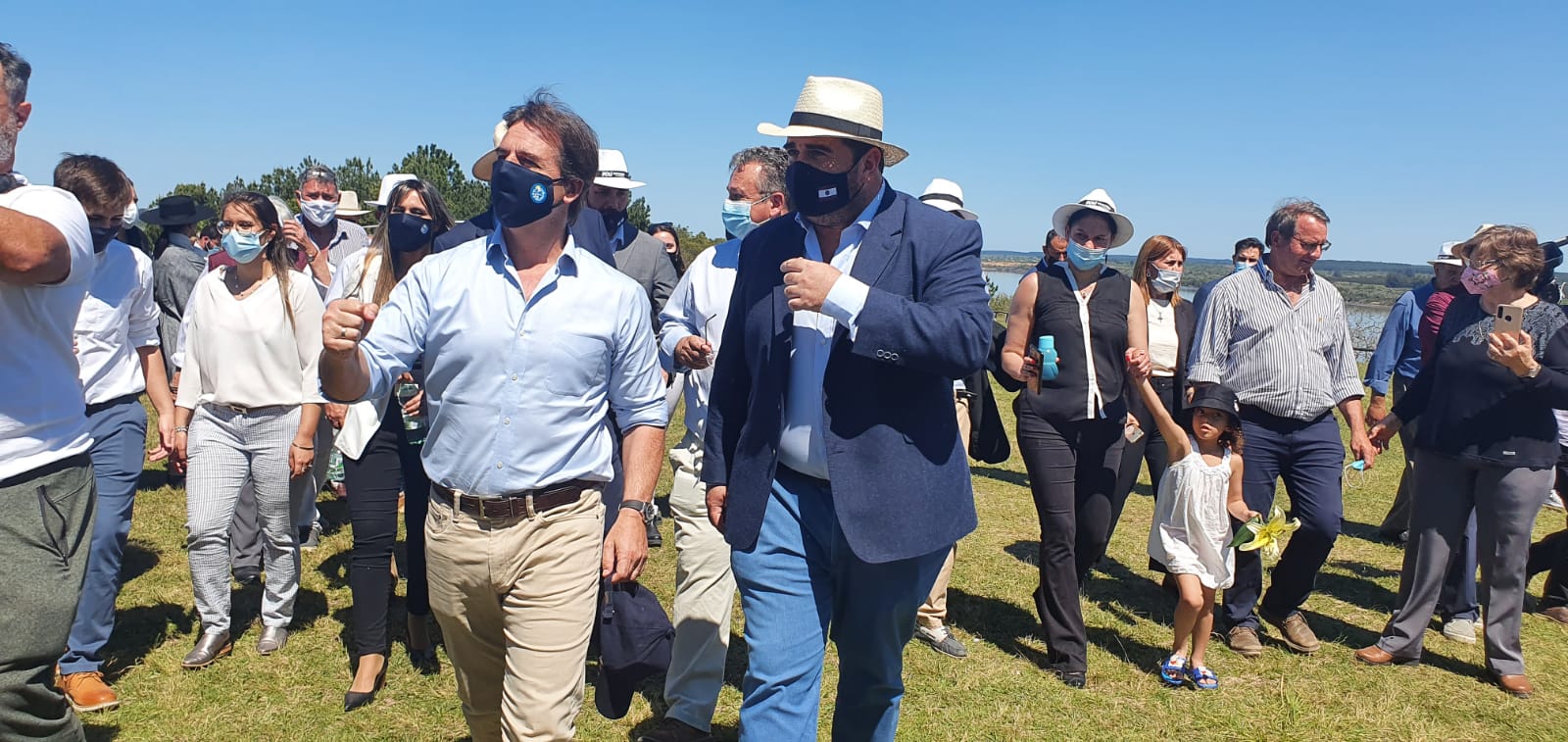 Luis Lacalle Pou y Nicolás Olivera en Paysandú. Foto: Difusión Comunicación Sur