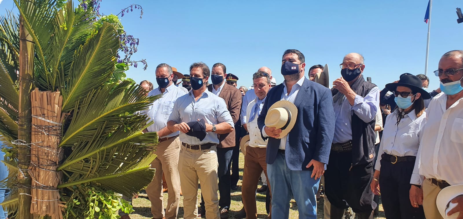 Lacalle Pou en la meseta de Artigas. Foto: Comunicación Sur