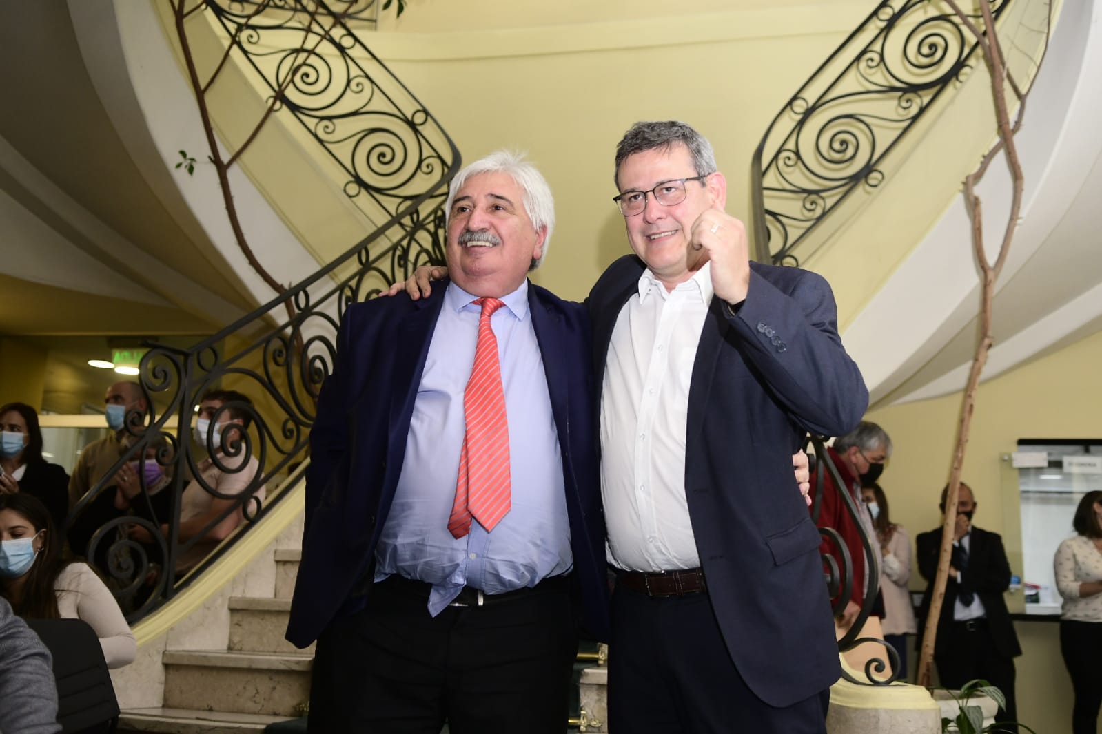 Fiscal Juan Gómez junto a Jorge Díaz, este martes de tarde en conferencia de prensa. Foto: Marcelo Bonjour