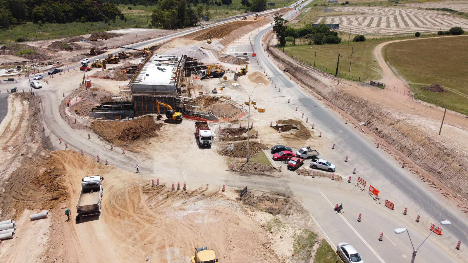 Obras en Ruta Interbalnearia y Camino de los Arrayanes este 2 de diciembre. Foto: Ricardo Figueredo