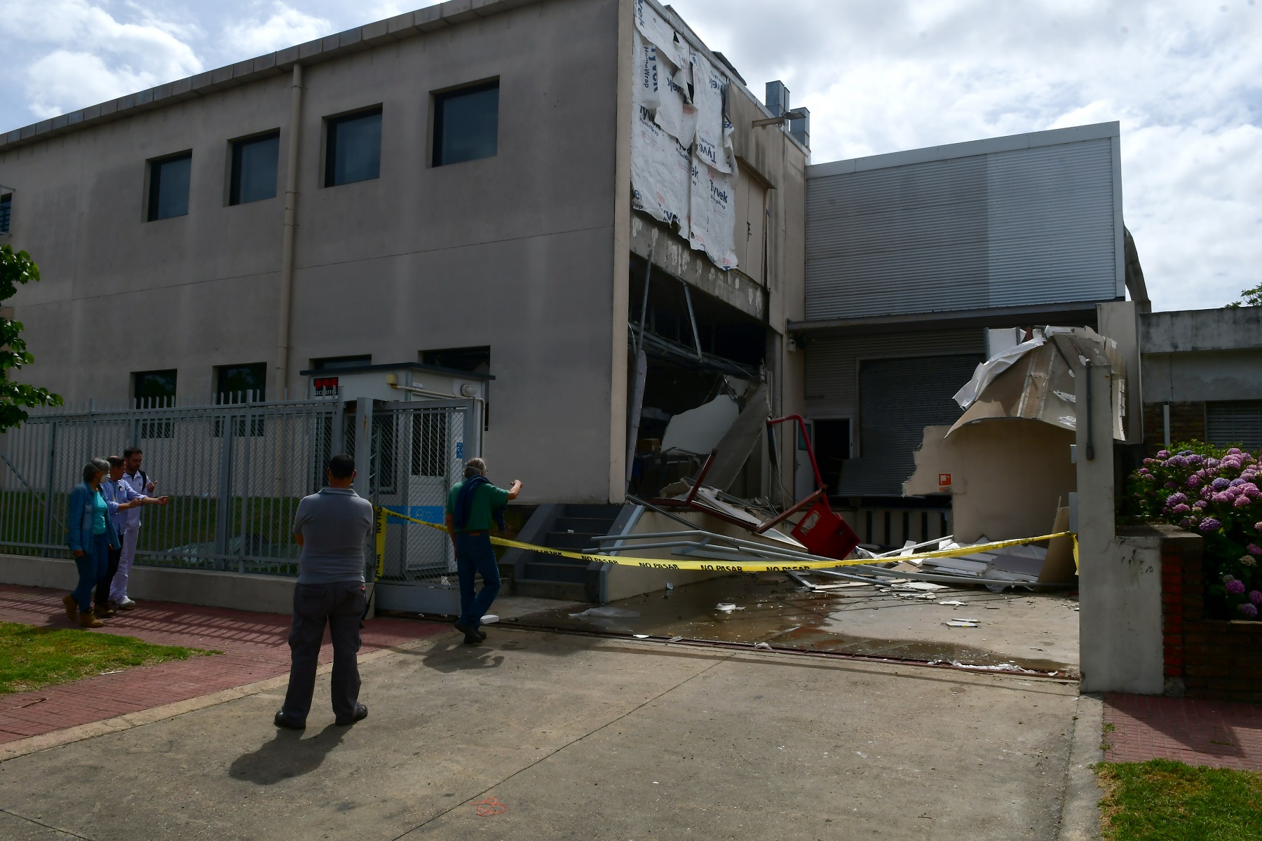Explosión en un laboratorio. Foto: Francisco Flores.