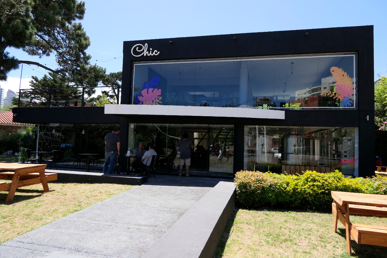 Chic, una cervecería "abierta" en Punta del Este. Foto: Ricardo Figueredo.