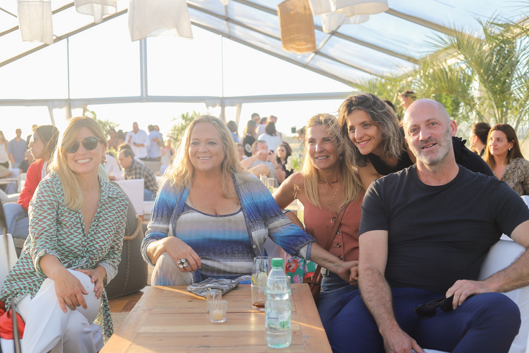 Cristian Boccalato, Anabella Junger, Verónica García Mancilla, Brenda Cohen y Estanislao Bachrach.