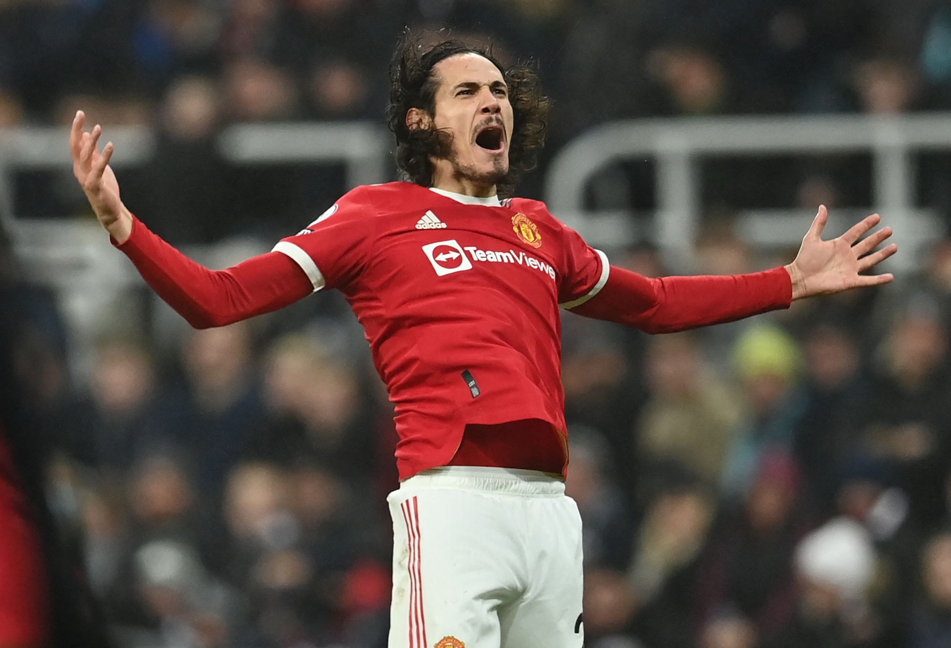 Edinson Cavani celebra su gol con el Manchester United. Foto: AFP.