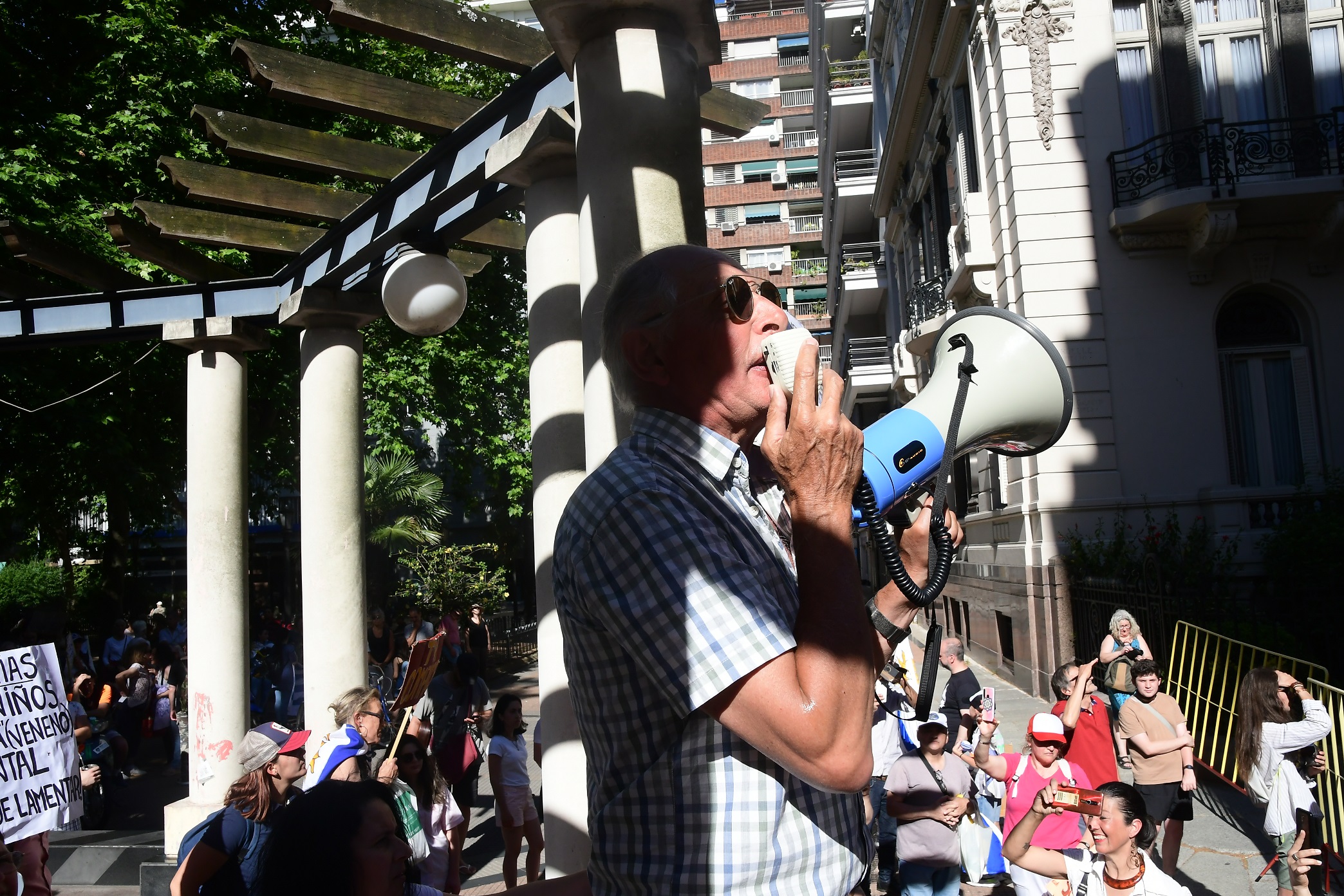 Gustavo Salle en una manifestación en Florida. Foto: Archivo El País.