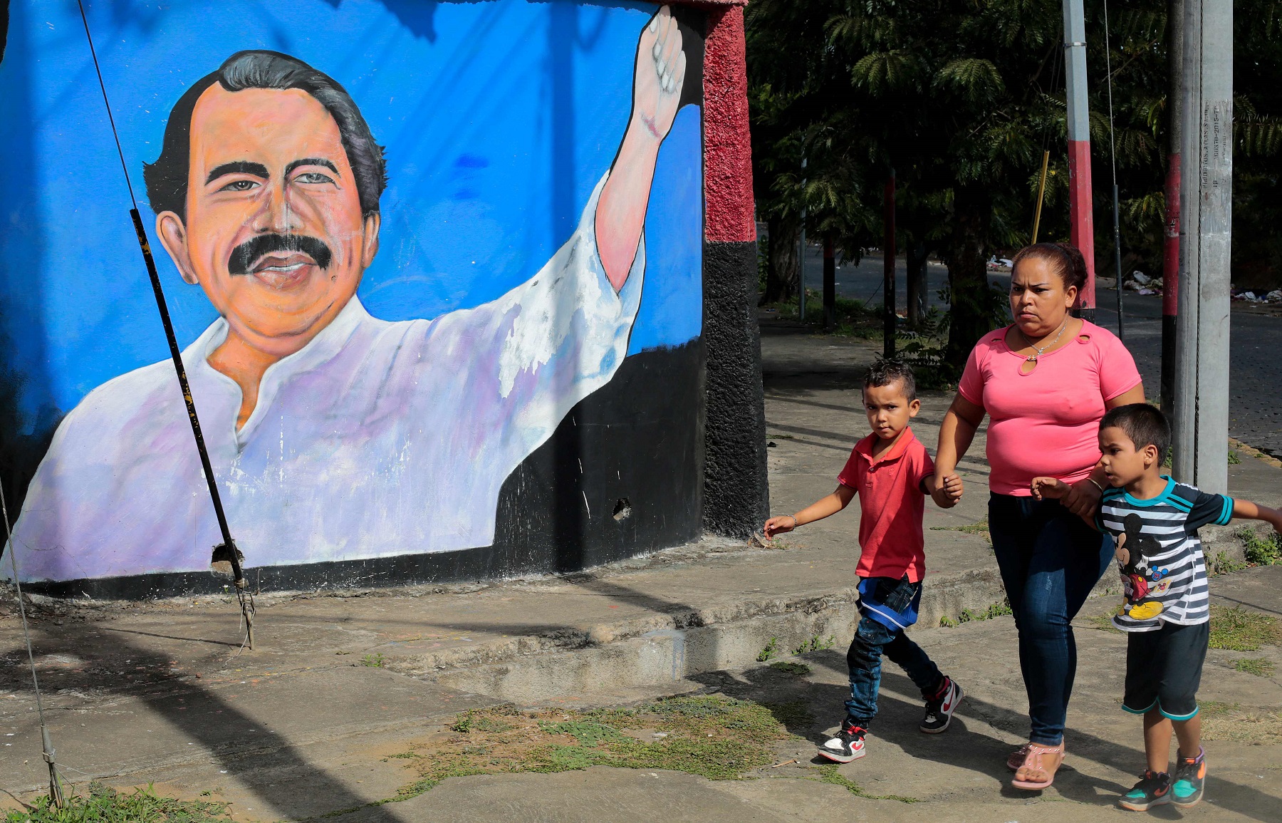 Mural con la imagen de Daniel Ortega. Foto: AFP.