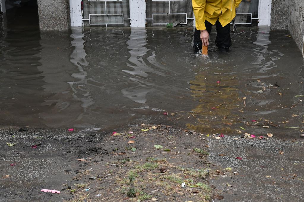 Inundación en casa de Malvín. Foto: Leonardo Mainé.