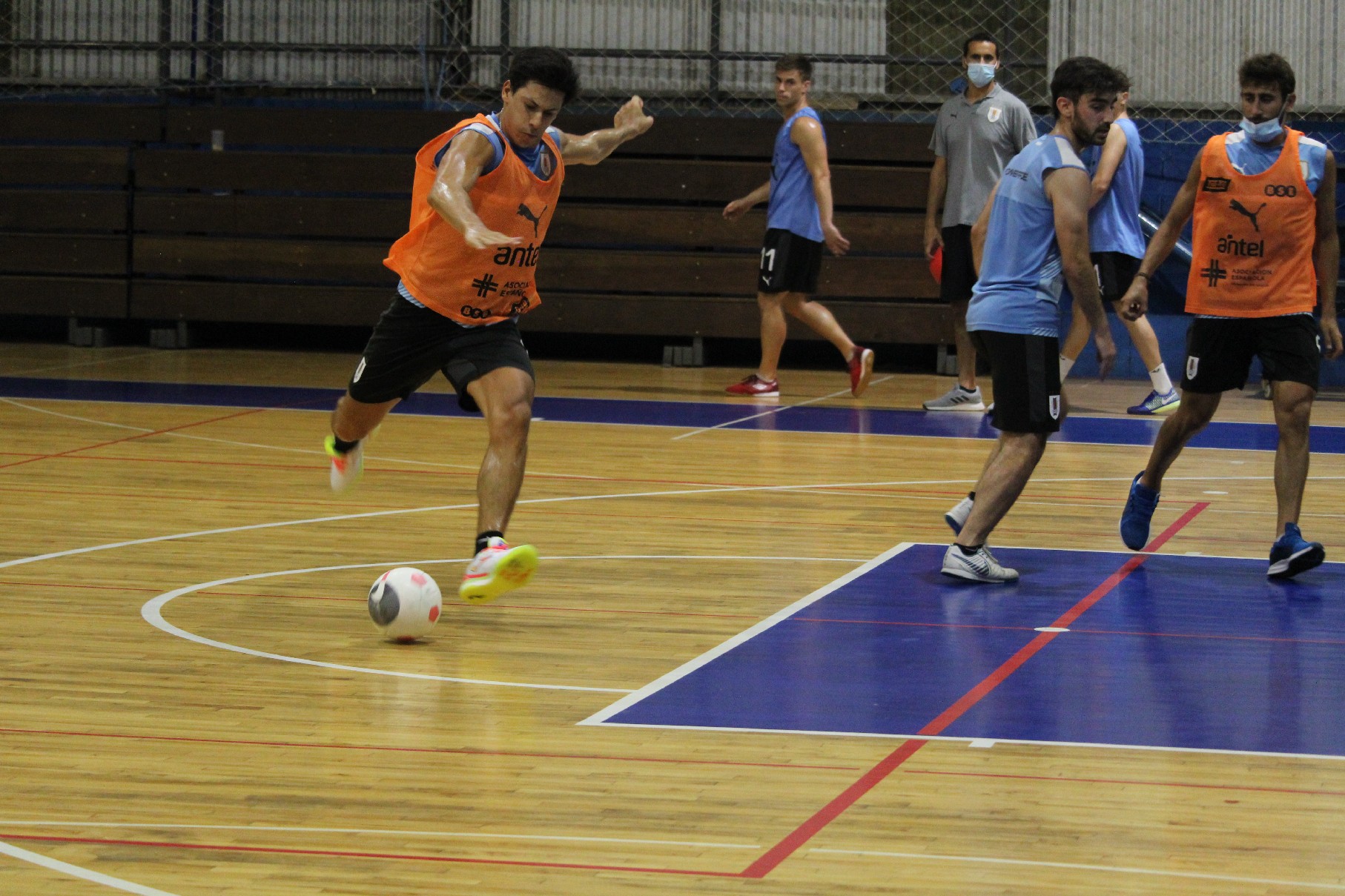 Con una base de Peñarol, Salgués será el capitán de la selección uruguaya de fútbol sala. Foto: Matías Pérez