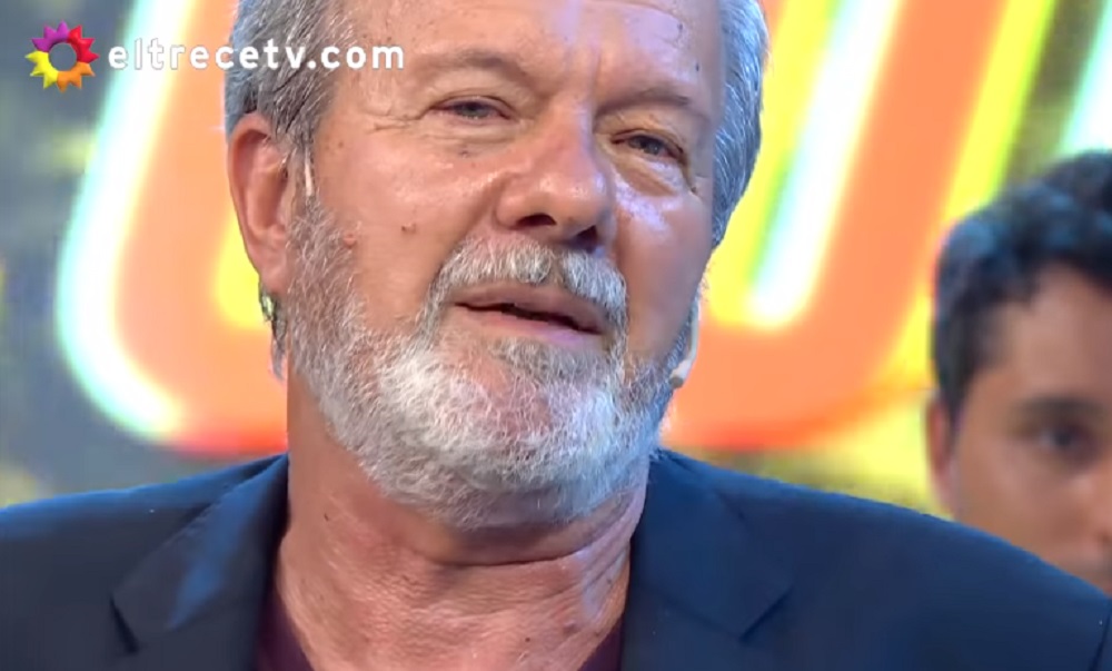 La emoción de Héctor, el uruguayo que ganó "Los 8 escalones del millón" en Argentina. Foto: Captura de YouTube