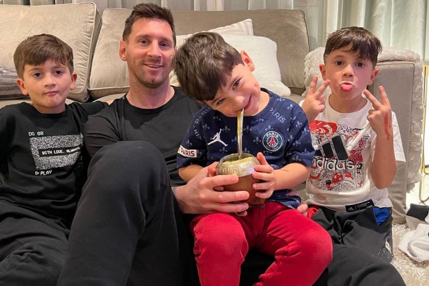 Lionel Messi y sus hijos. Foto: Instagram Lionel Messi.