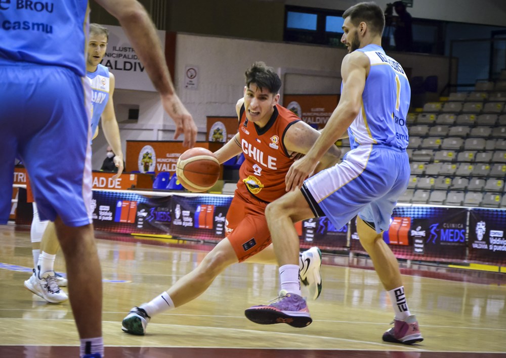 Uruguay vs. Chile. Foto: FIBA.