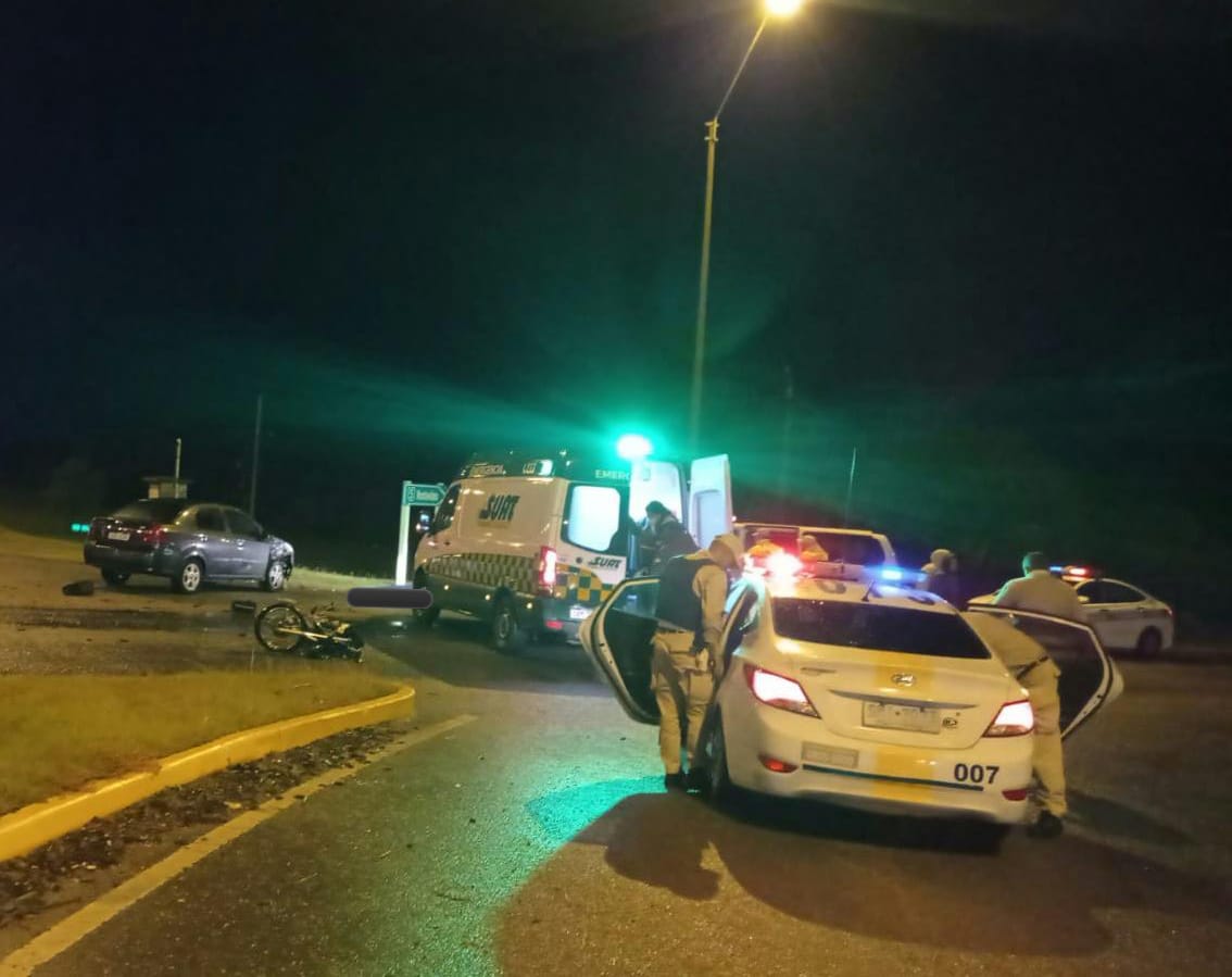 Choque de moto y auto con fallecido. Foto: Policía Caminera