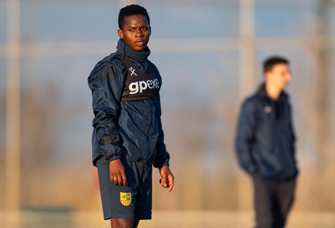 Juan Cazares entrenando con el Metalist de Ucrania.